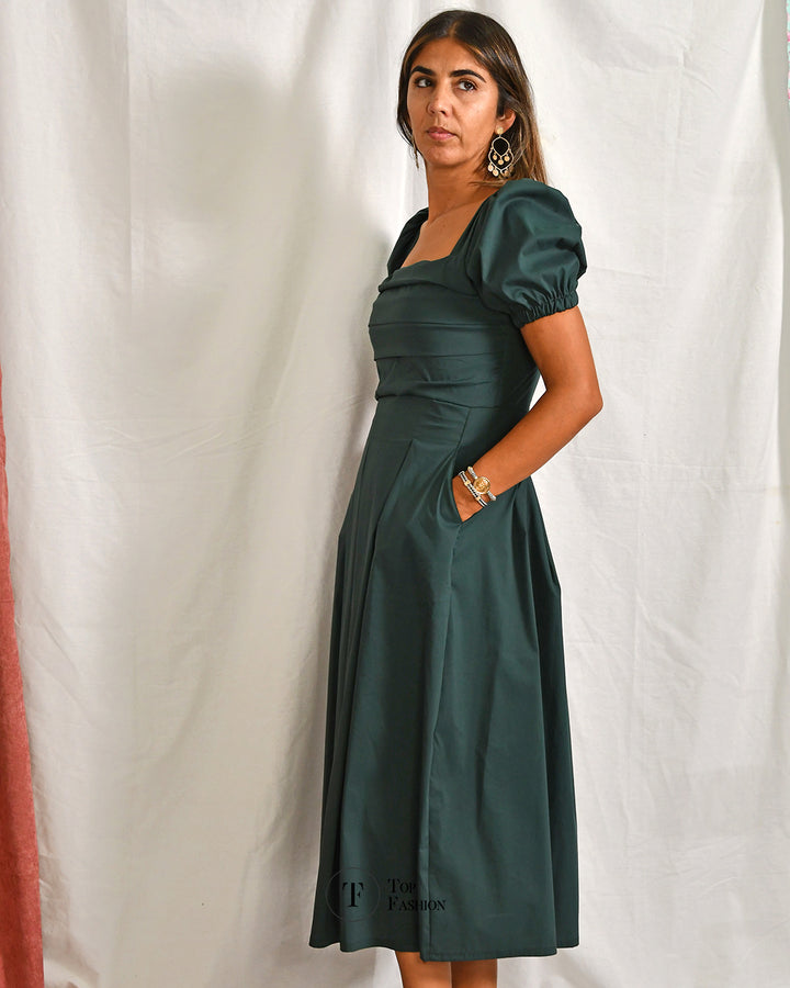 Vestido Midi Verde com Pregas