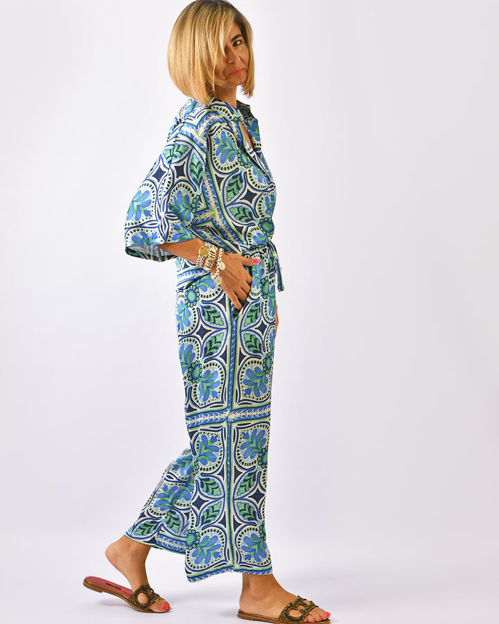 Conjunto Padrão Azul e Branco