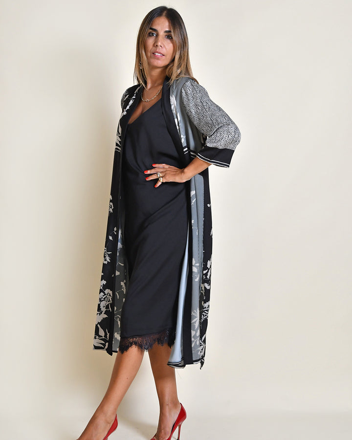 Kimono C/Padrão Preto e Branco