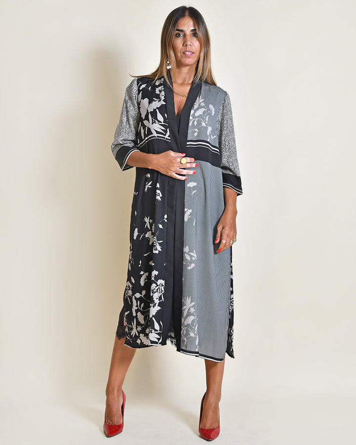 Kimono C/Padrão Preto e Branco