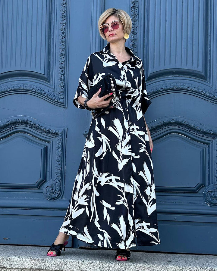 Vestido Comprido Camiseiro Preto e Branco Florido