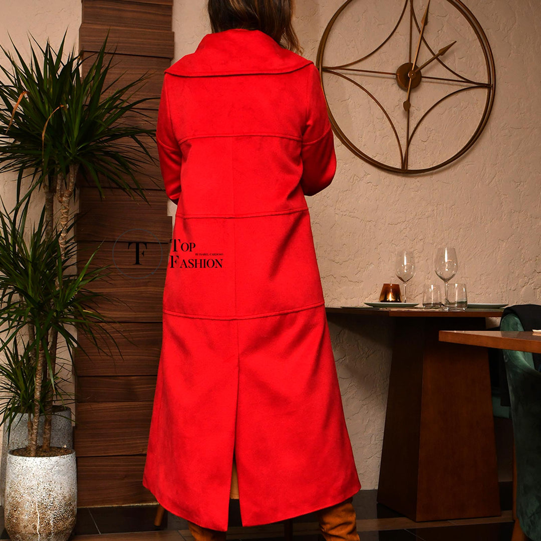 Sobretudo de Fazenda Vermelho com Gola