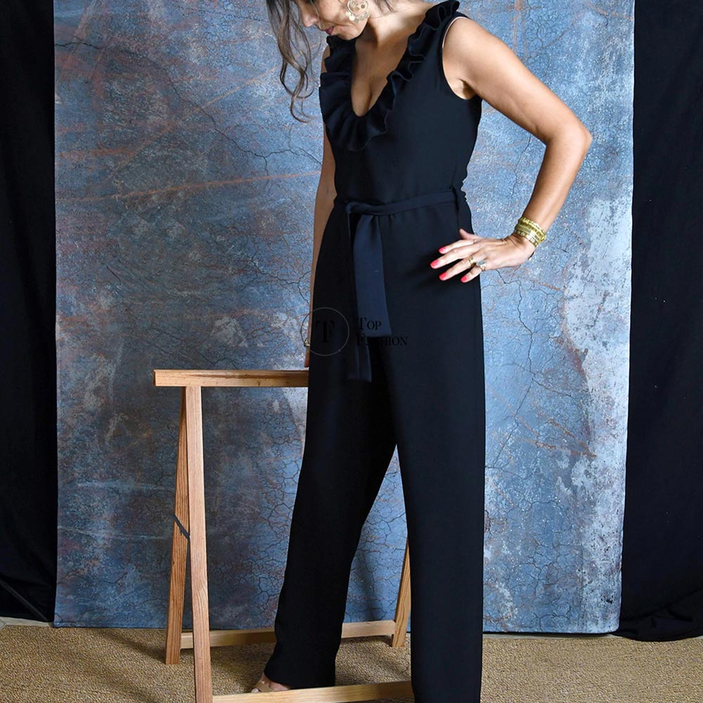 Jumpsuit Preto C/Decote em V