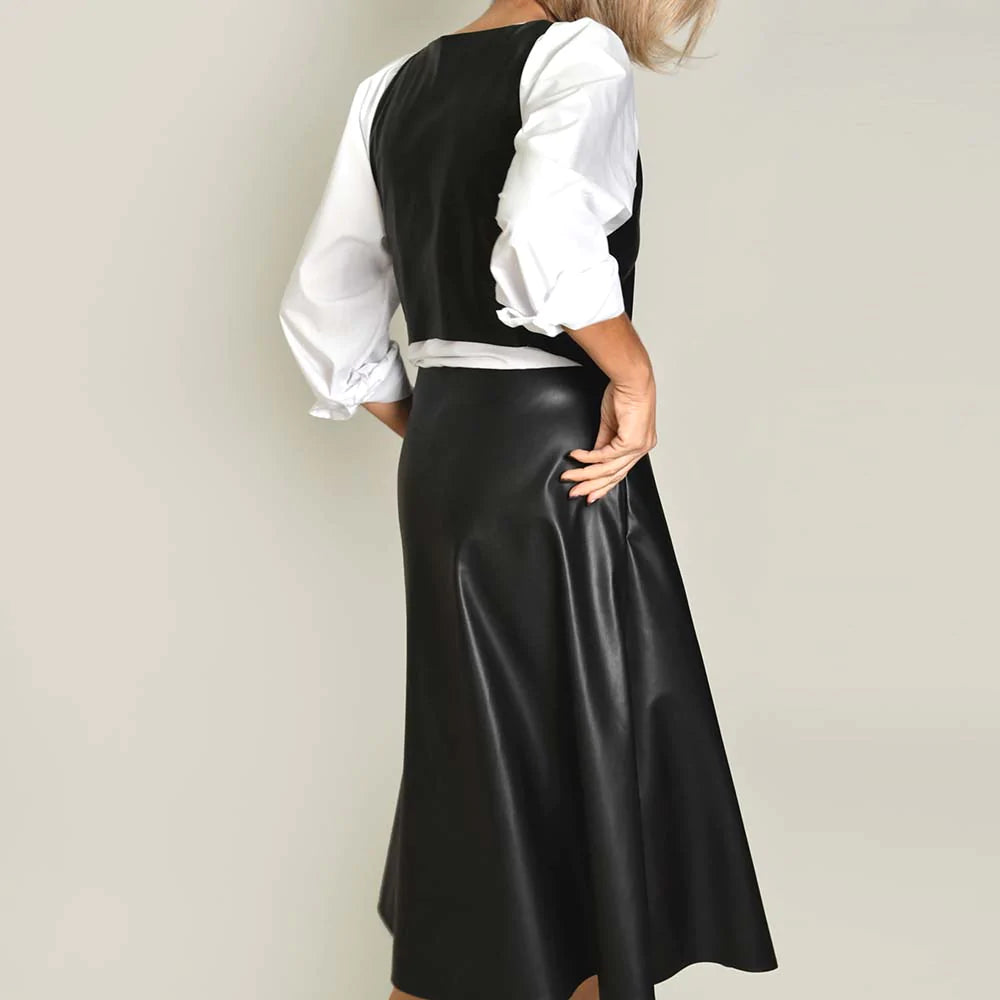 Vestido em Ecopele Preta C/ Manga Branca