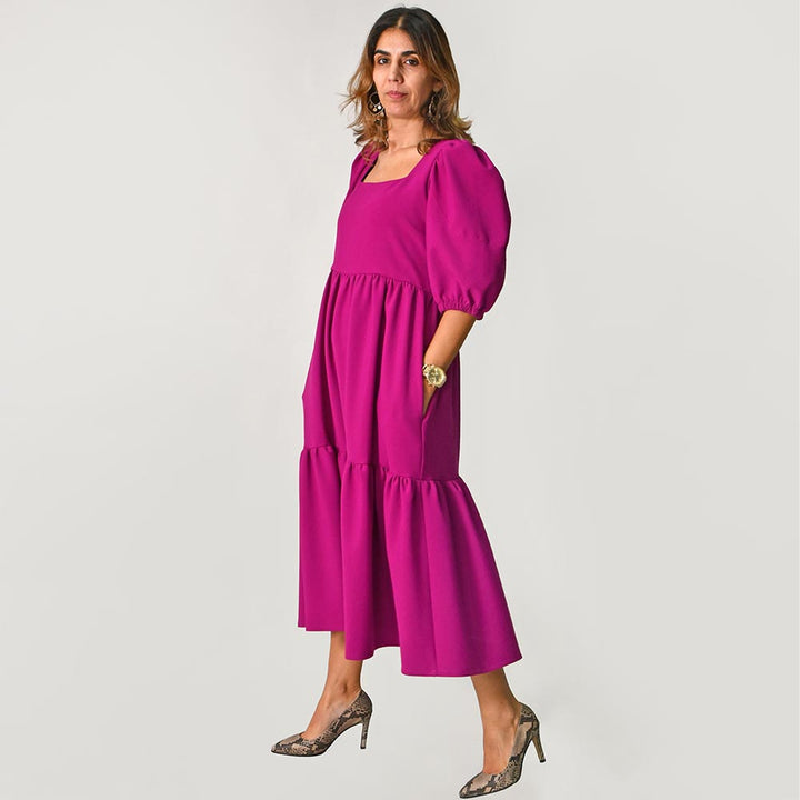 Vestido Magenta Tipo Boneca C/Decote Quadrado