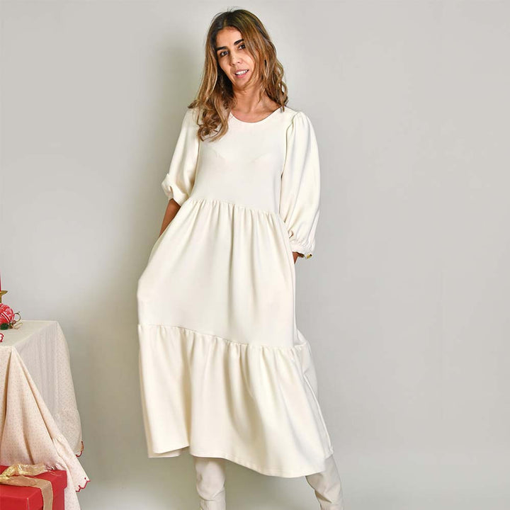 Vestido Comprido Branco com Folhos