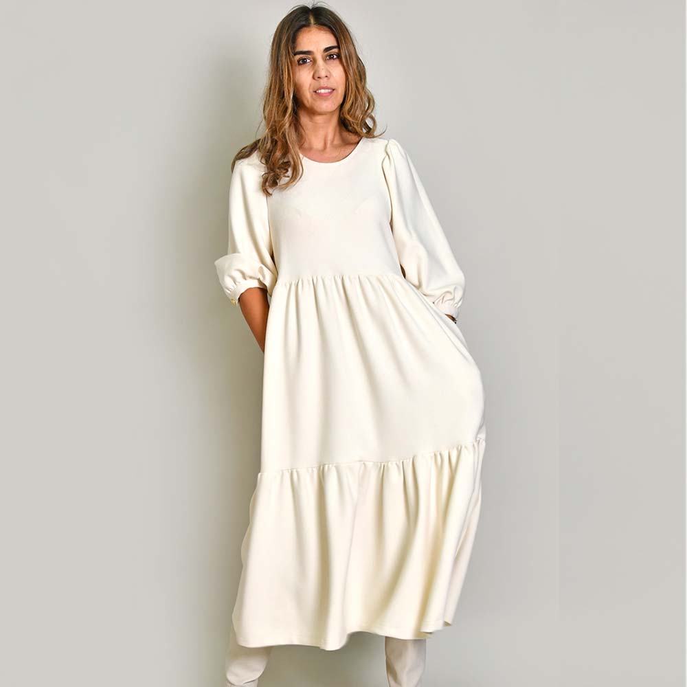 Vestido Comprido Branco com Folhos